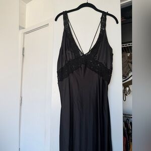 Elegant Zara Black Lace Slip Dress